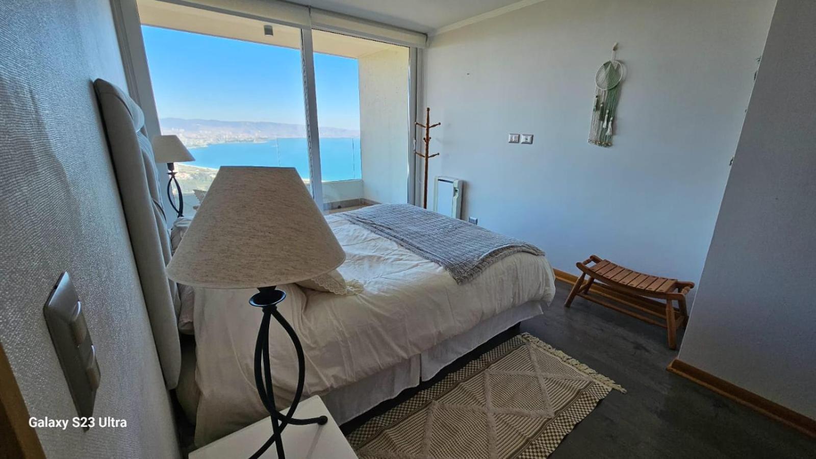 Espectacular Departamento En Renaca - Vina Con Hermosa Vista Al Mar Y Piscina Temperada Apartamento